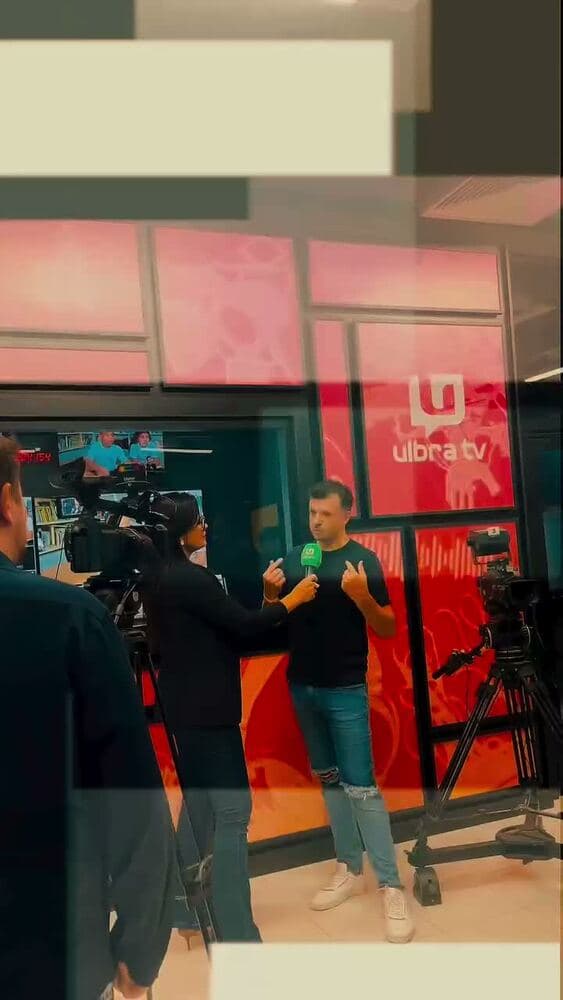 Vídeo de Viny Leite em apresentação e bastidores