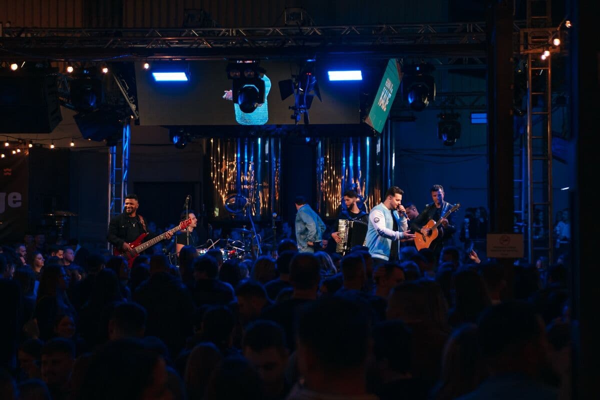Registro de Viny Leite em shows, encontros e bastidores
