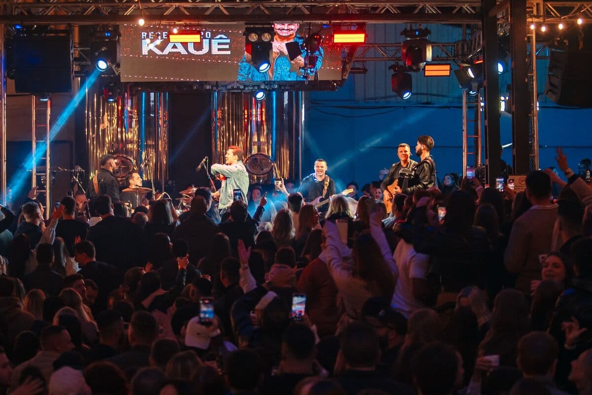 Registro de Viny Leite em shows, encontros e bastidores