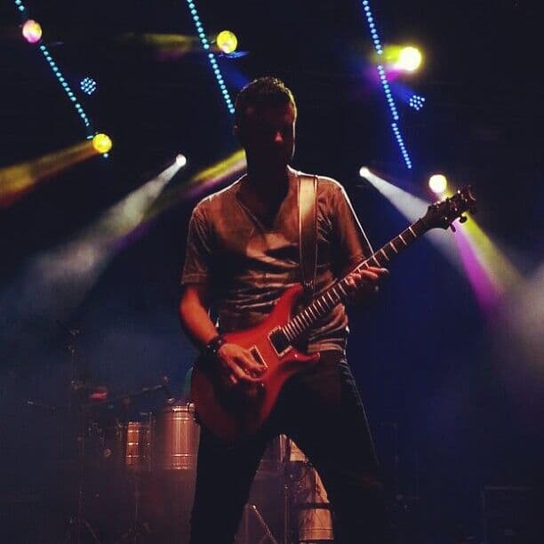 Registro de Viny Leite em shows, encontros e bastidores